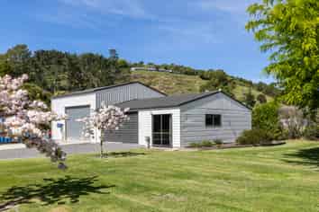 212 Onehunga Road, Bay View