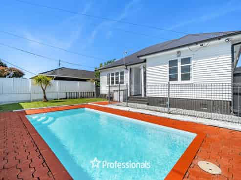 78 Hall Crescent, Epuni