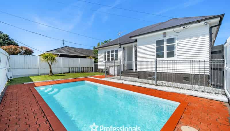 78 Hall Crescent, Epuni
