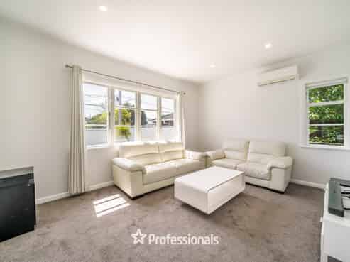 78 Hall Crescent, Epuni