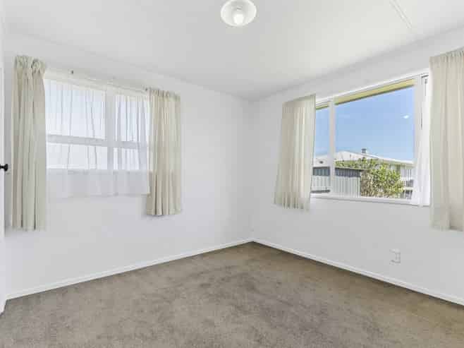 14 Tohora Place, Spotswood
