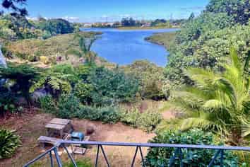 14 Te Wiata Place, Avondale