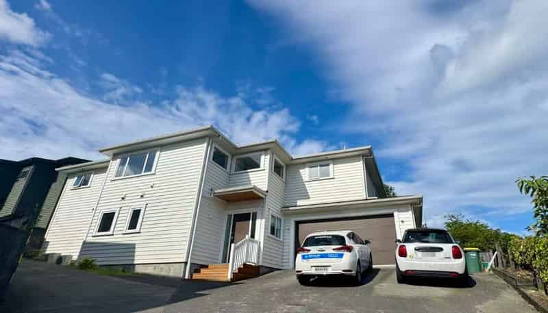 31a Wairau Rd, Forrest Hill