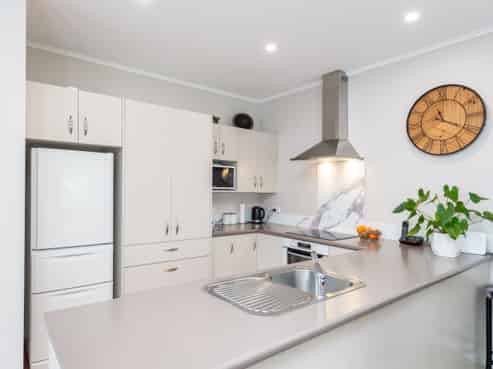 21 Collins Street, Petone