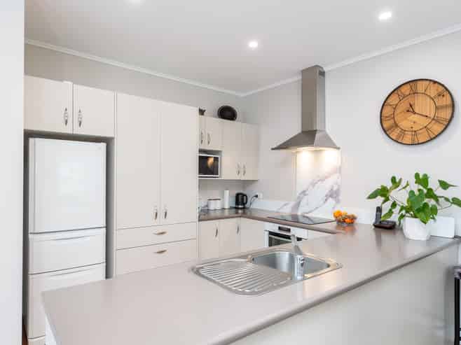 21 Collins Street, Petone