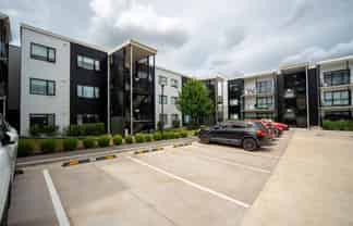 104/17 Vialou Street, Hamilton Central