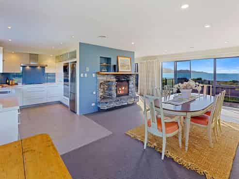 31 Oratia Street, WAIKANAE BEACH