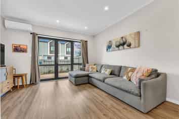7/66 Swanson Road, Henderson