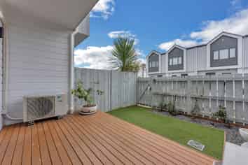 7/66 Swanson Road, Henderson