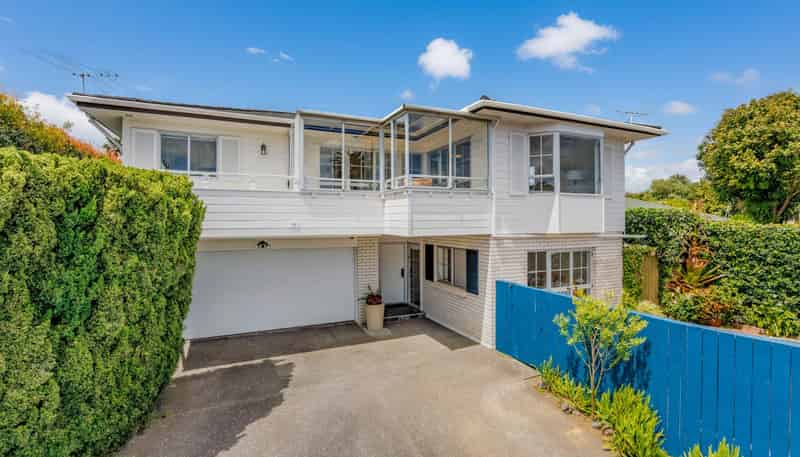 2/16 Jutland Road, Takapuna
