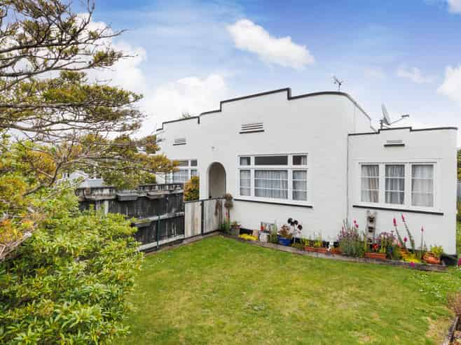 7 Karamu Avenue, Takaro