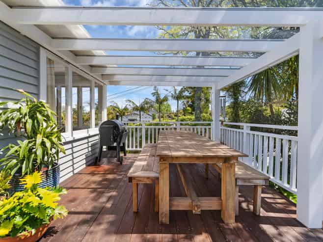 60 Mcentee Road, Waitakere
