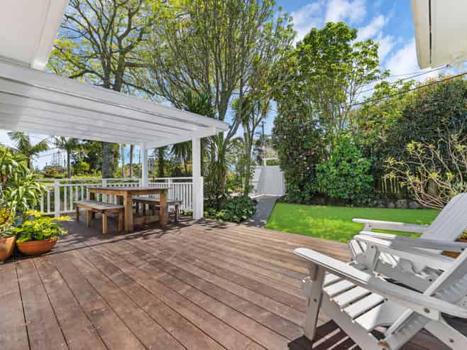 60 Mcentee Road, Waitakere