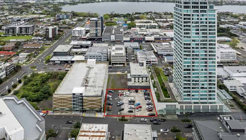 11-13 Northcroft Street, Takapuna