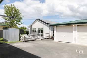 24 Mill Road, Clive