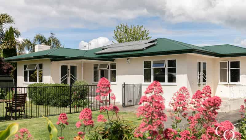 24 Mill Road, Clive
