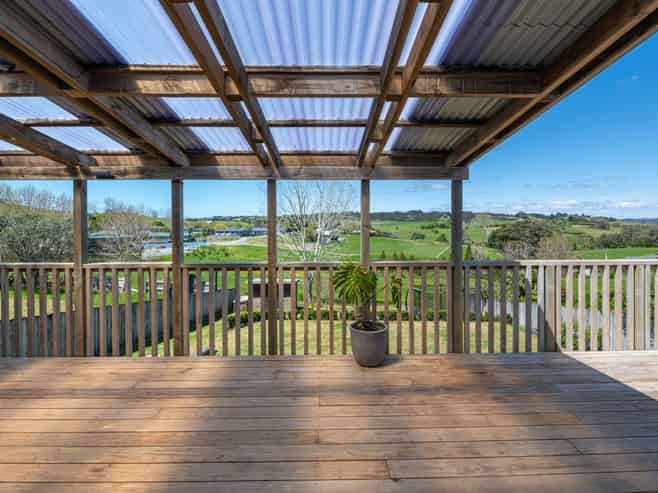 21 Brigitte View, Snells Beach