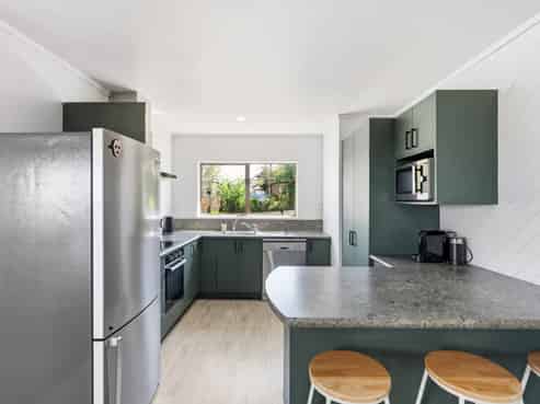 74 West Harbour Drive, West Harbour