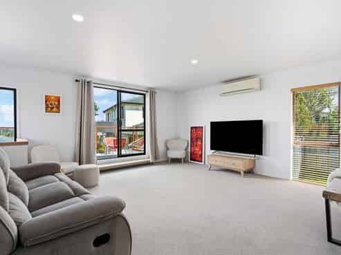 74 West Harbour Drive, West Harbour