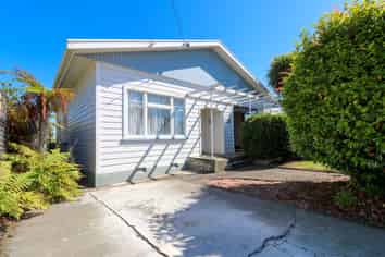 30 Jackson Street, West End