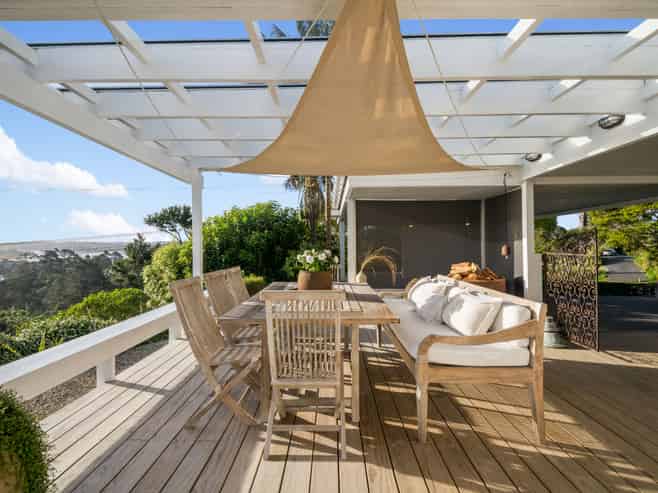 24 Austin Road, Greenhithe