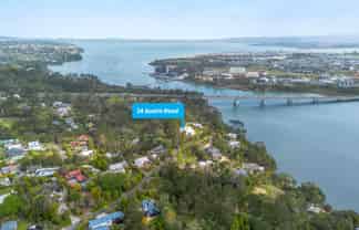 24 Austin Road, Greenhithe