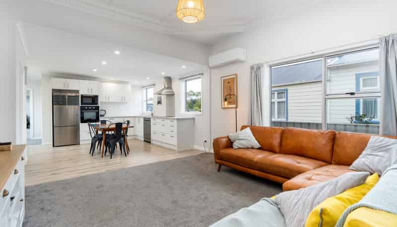 64 Botha Street, Tainui