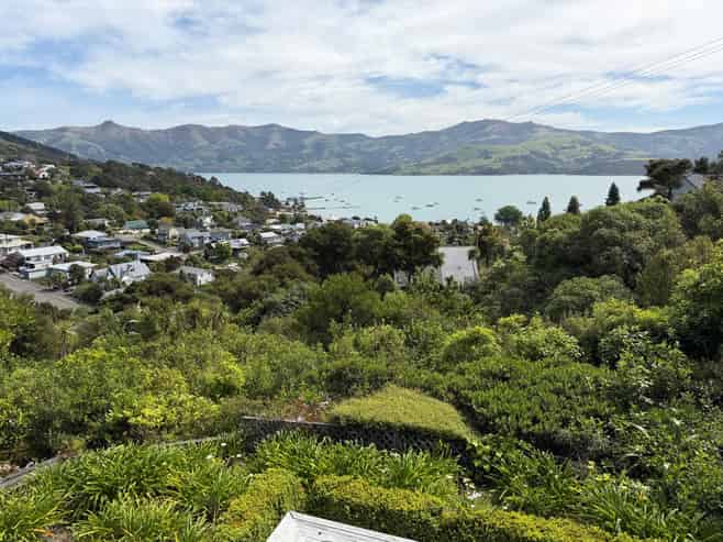 2 Settlers Hill, Akaroa