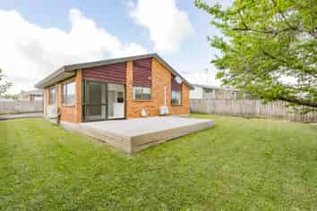 4B SKILGATE AVENUE, New Lynn