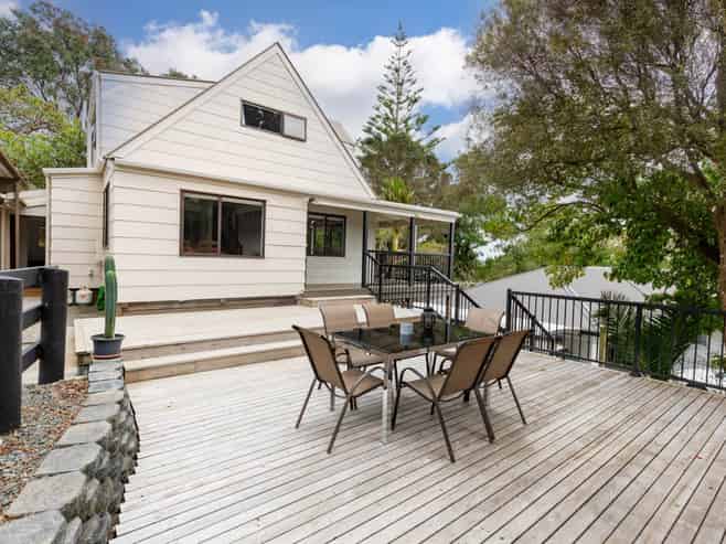 12a Kaiwaka Road, Waiuku
