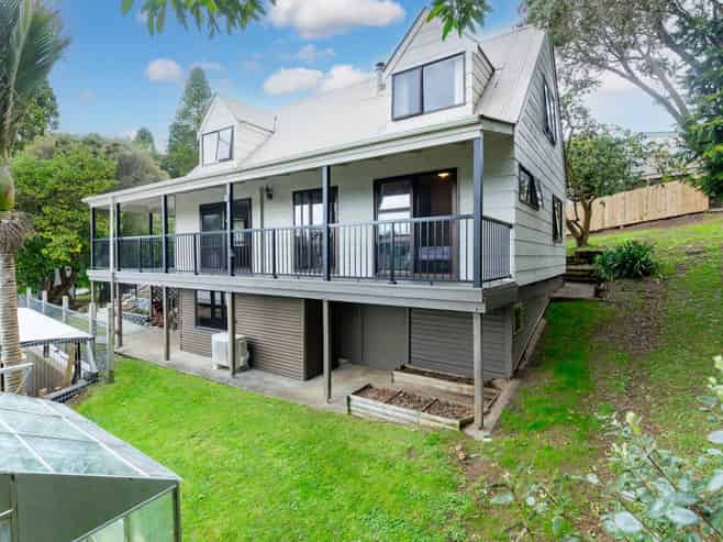 12a Kaiwaka Road, Waiuku