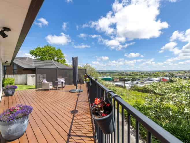 8 Gregson Drive, Huntly