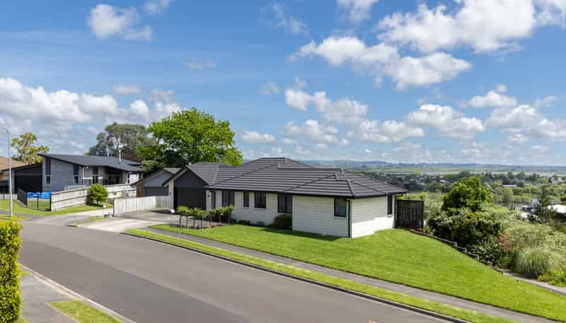 8 Gregson Drive, Huntly