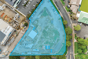 Dream site on the Peninsula – Next to everything!