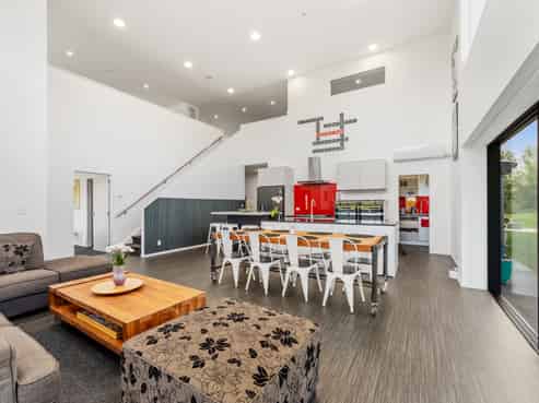 22 Runway Rise, Dairy Flat