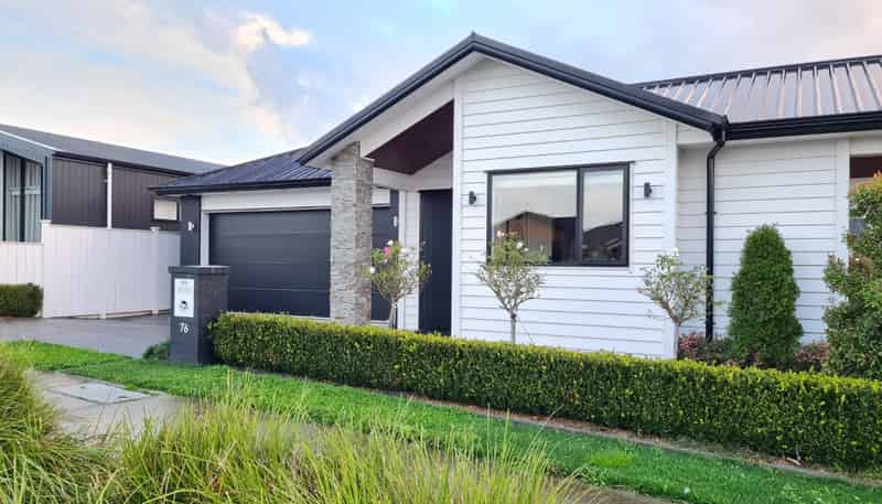 76 Maurice Kelly Road, Silverdale