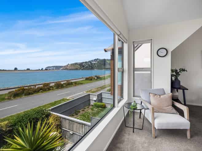 2/59 Beachville Road, Redcliffs