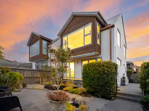 2/59 Beachville Road, Redcliffs