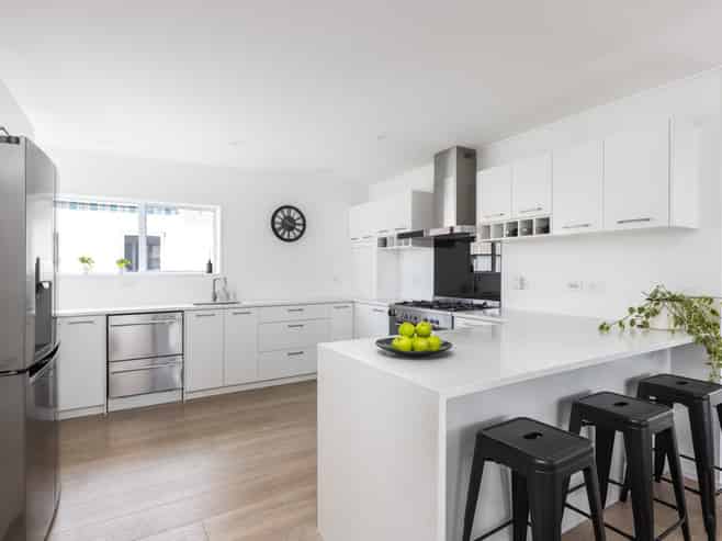 3 Lakeside Drive, Orewa