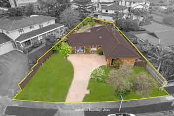 25 Lexington Drive, Botany Downs