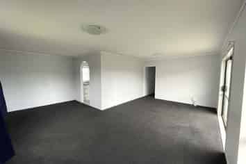 76 Shifnal Drive, Randwick Park