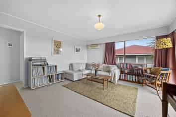 2/9 Evans Road, Glen Eden