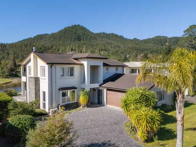 24 St Andrews Drive, Pauanui