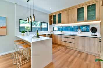 42 Church Road, Mangere Bridge