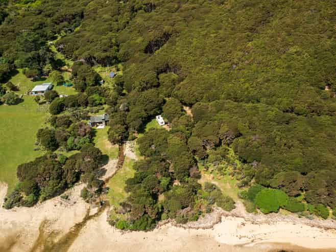 Lot 2 Te Aroha Bay, East Bay