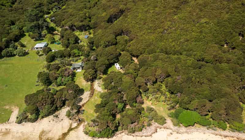 Lot 2 Te Aroha Bay, East Bay