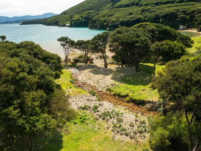 Lot 2 Te Aroha Bay, East Bay