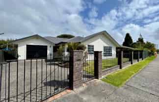 36 Henley Street, Westport