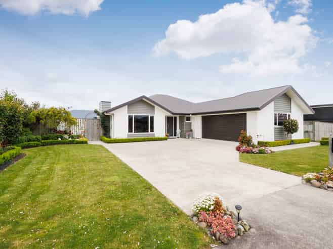 10 Cherry Place, Feilding