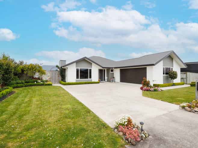 10 Cherry Place, Feilding
